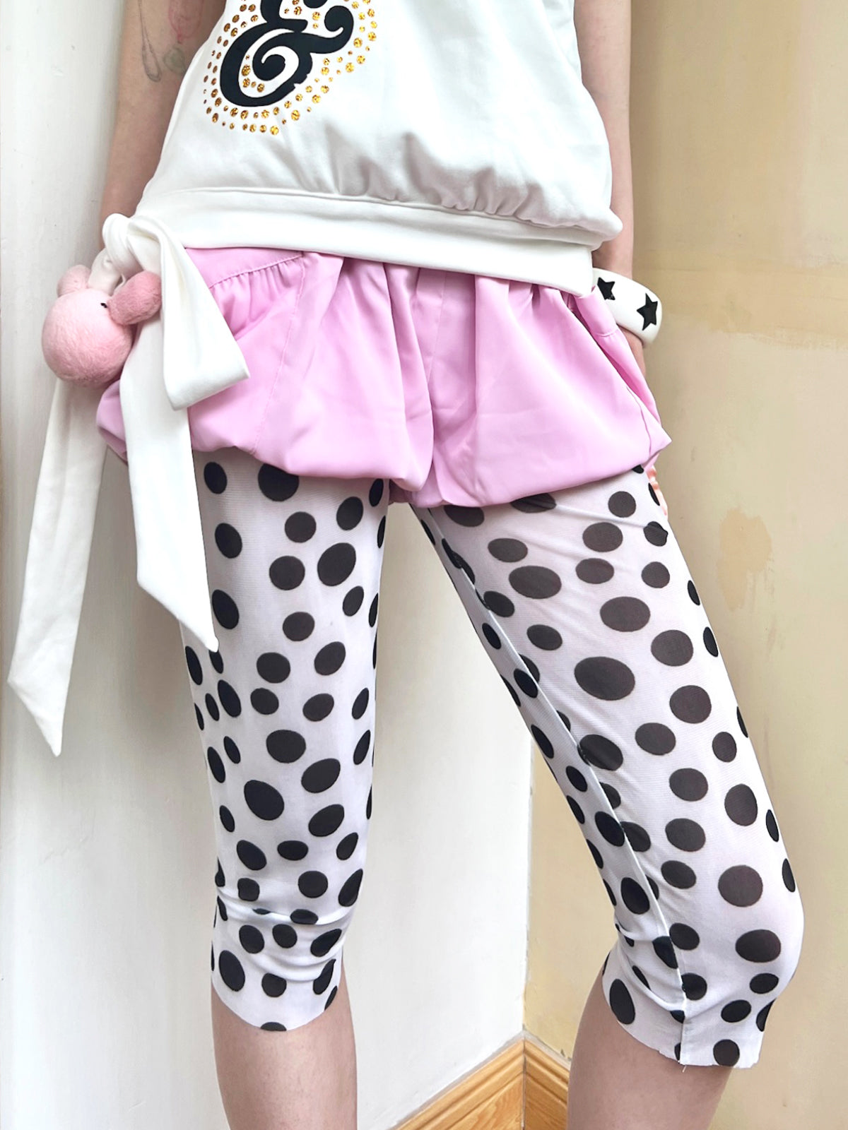Oversized Stretch Mesh Polka Dot Capri Leggings