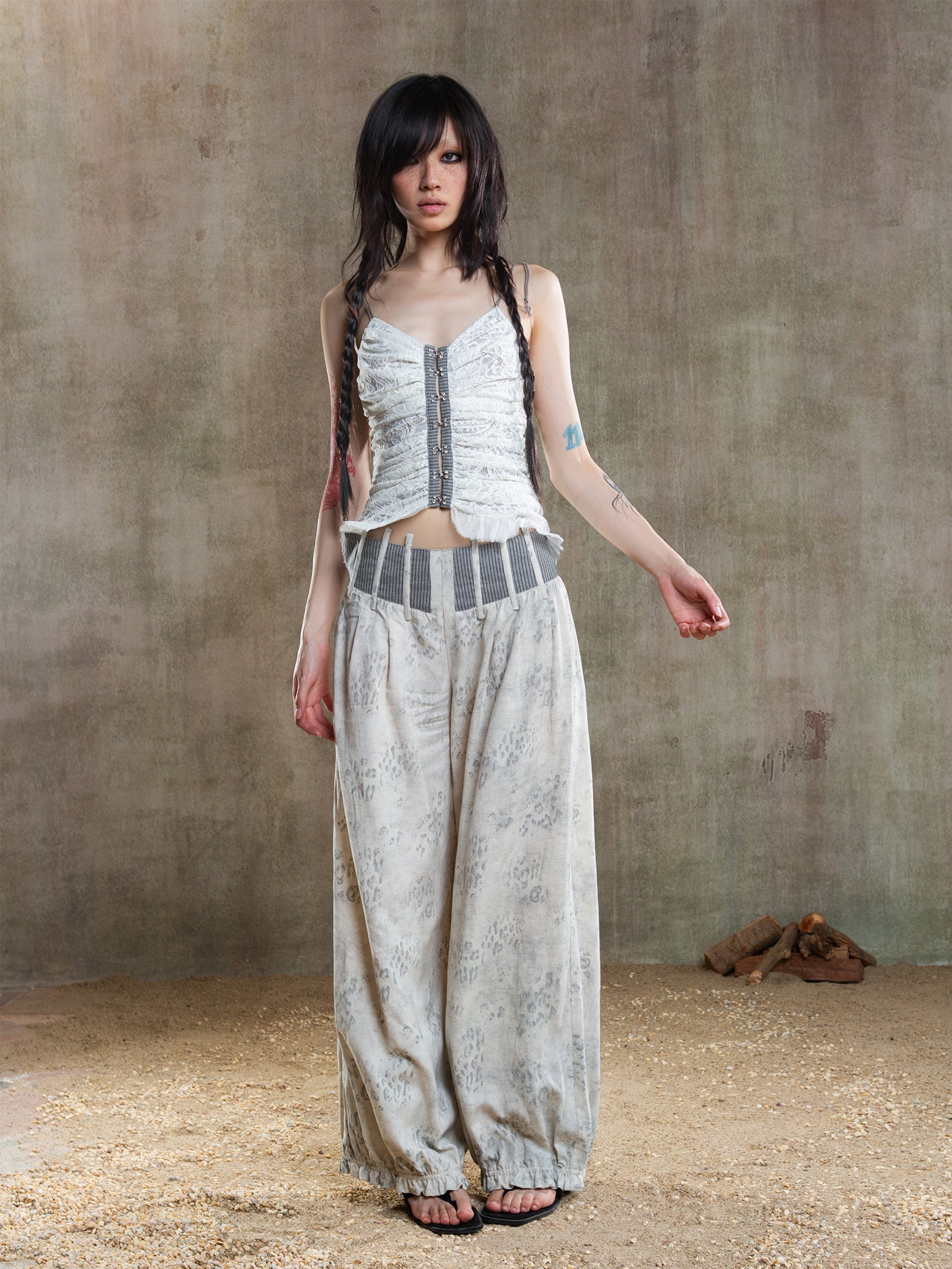 Fishbone Waistband Low-Rise Pants