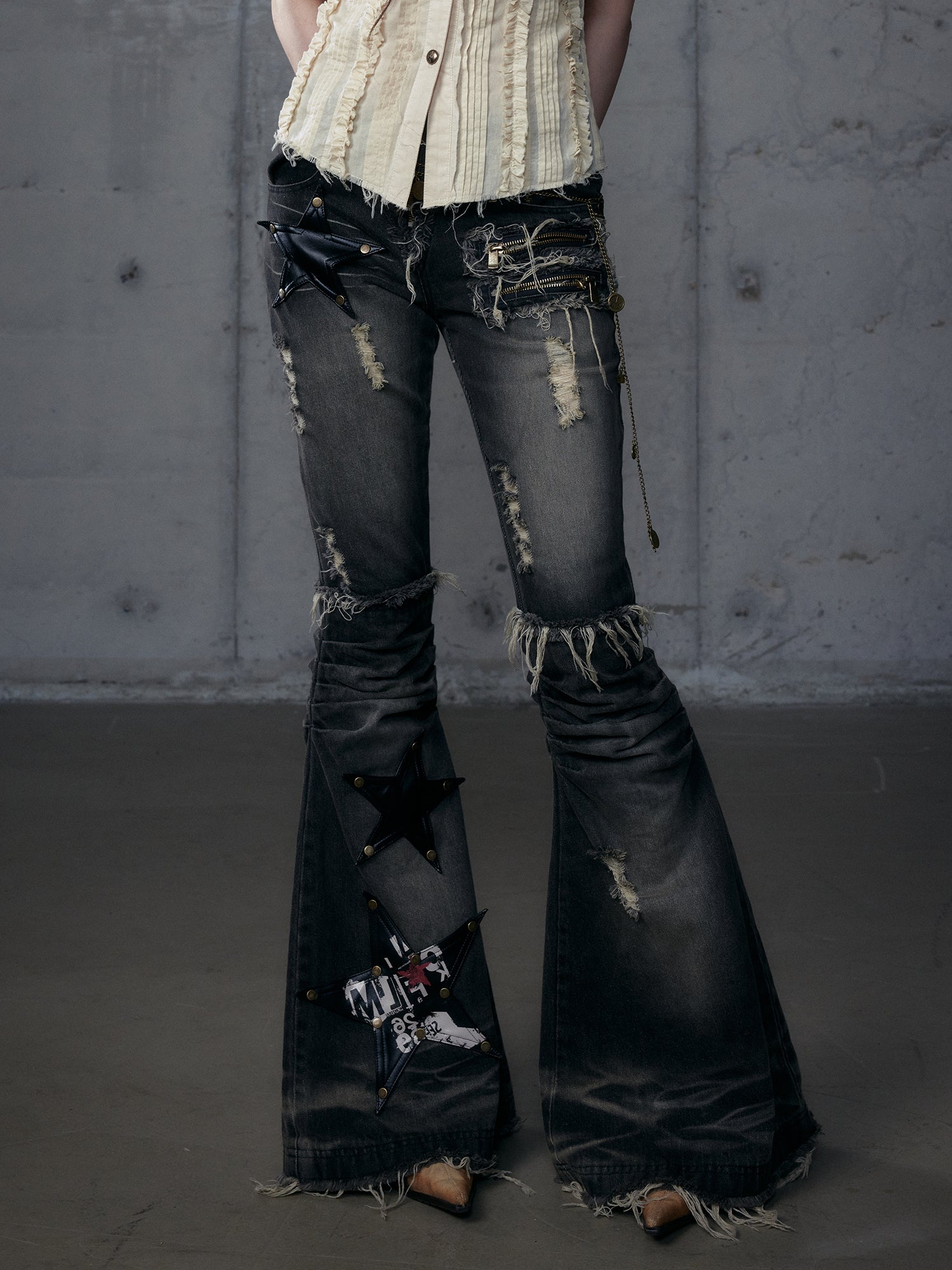 Star Flare Washed Denim Pants