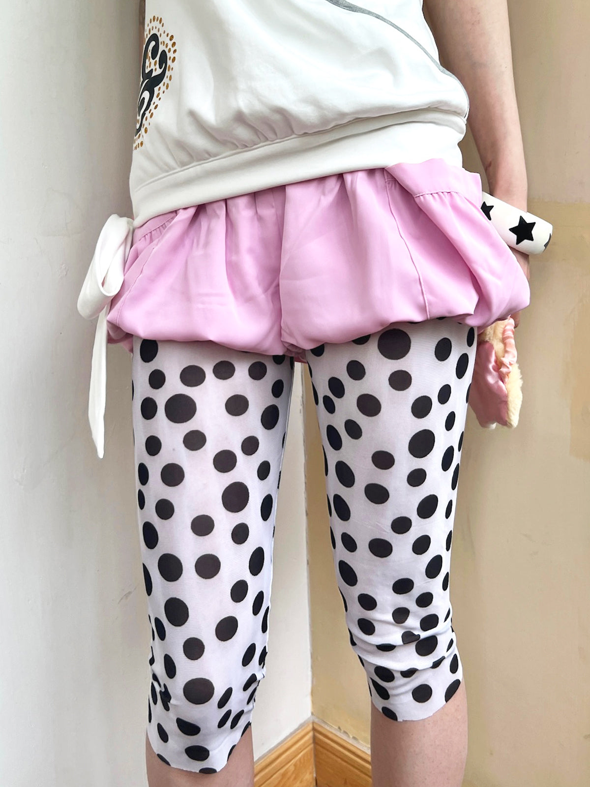Oversized Stretch Mesh Polka Dot Capri Leggings