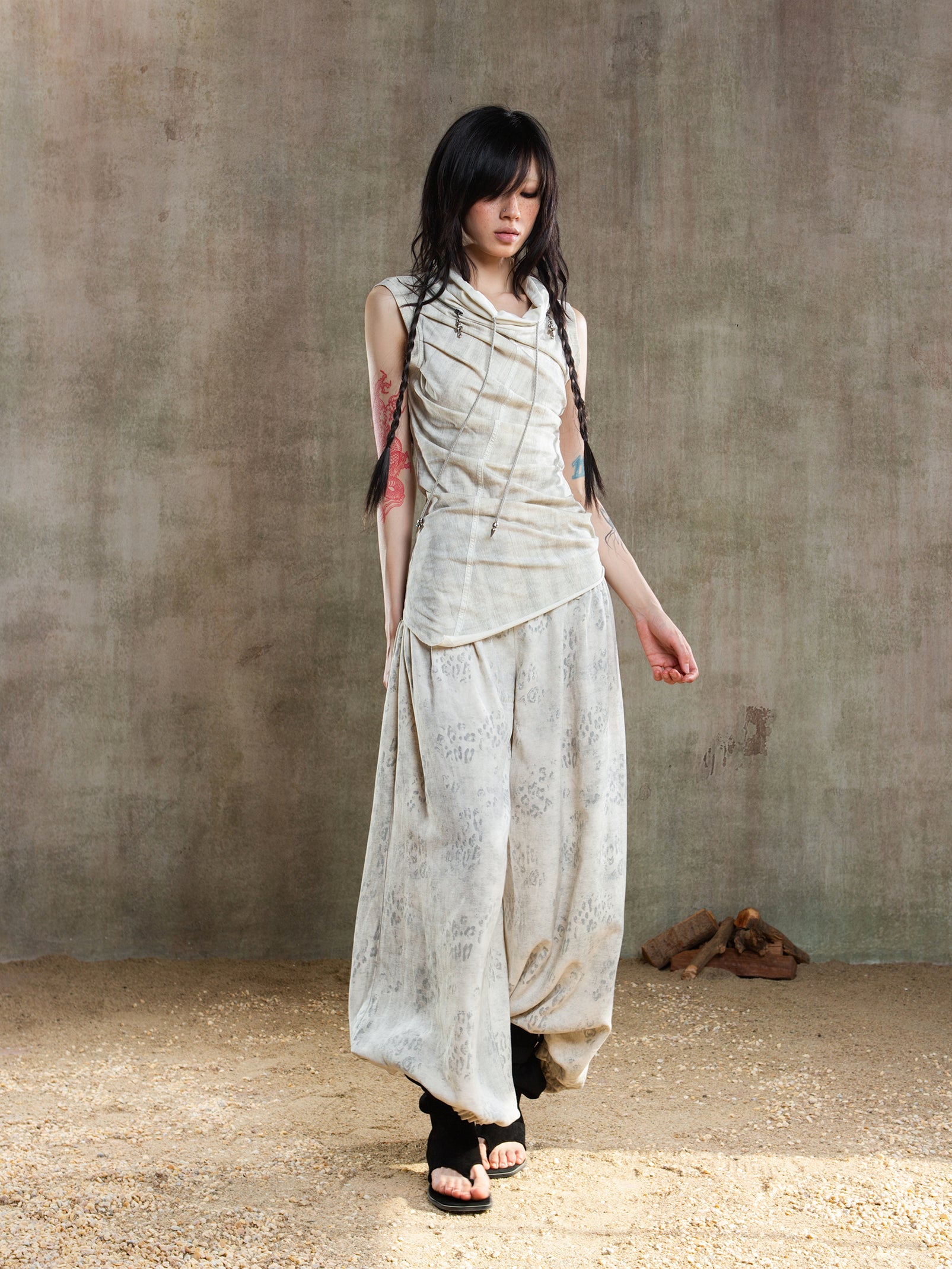 Fishbone Waistband Low-Rise Pants