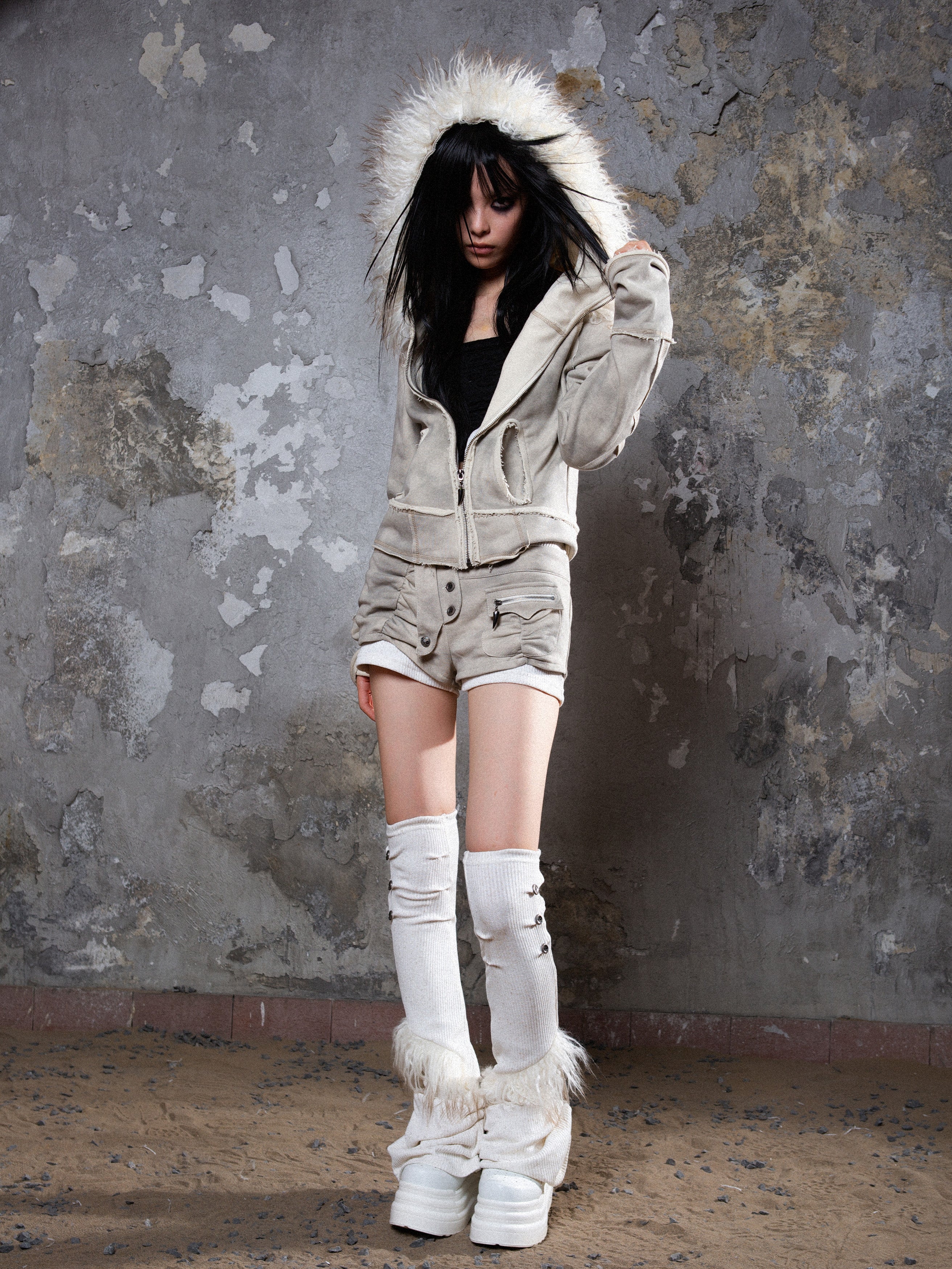 Color-Block Low-Rise Hot Shorts&Leg Warmers