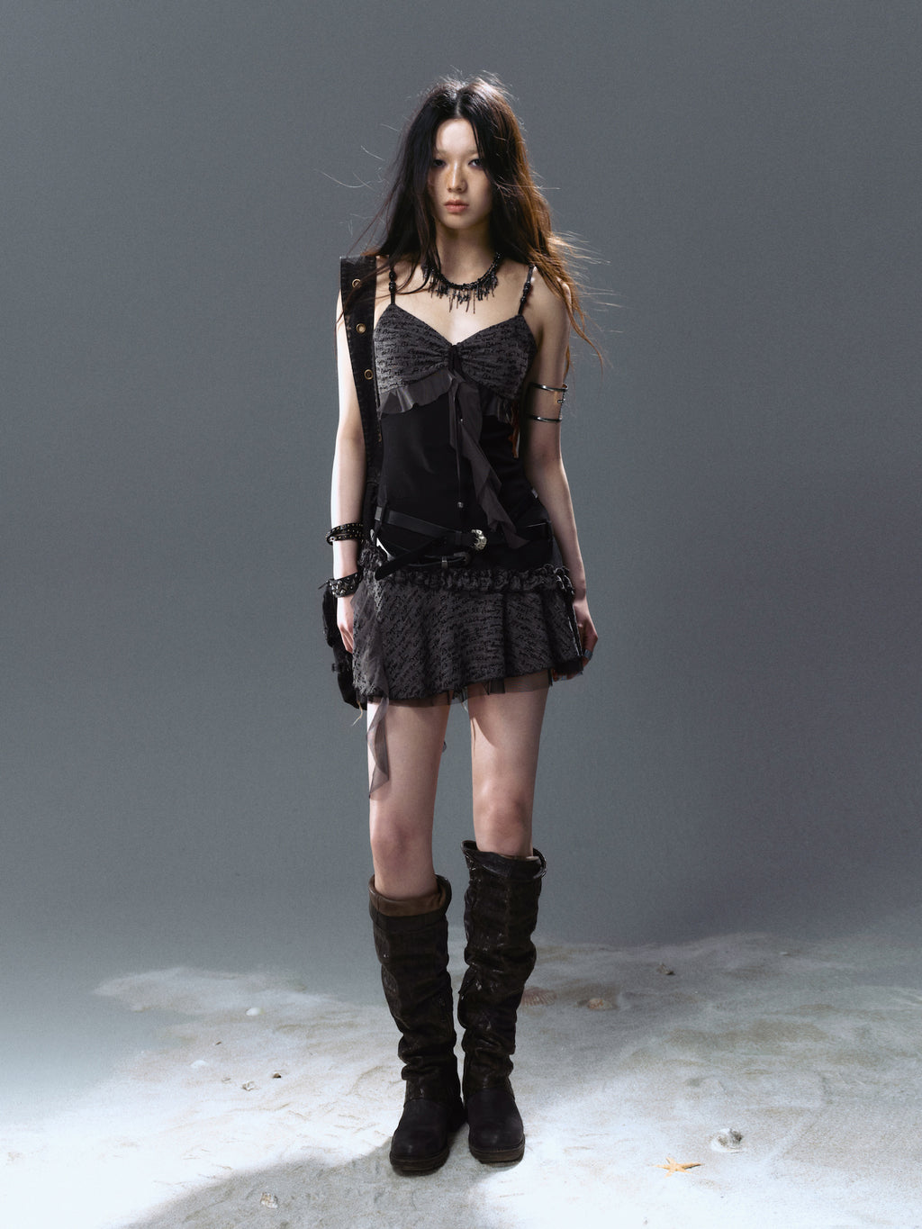 Pleated strap belt patchwork suspender skirt
