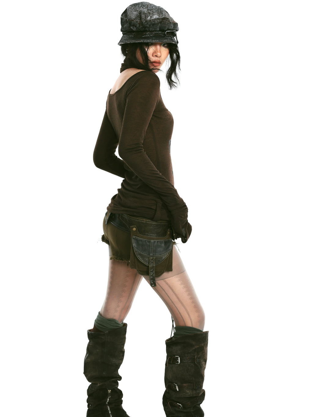 Low-Rise Raw Edge Hot Shorts