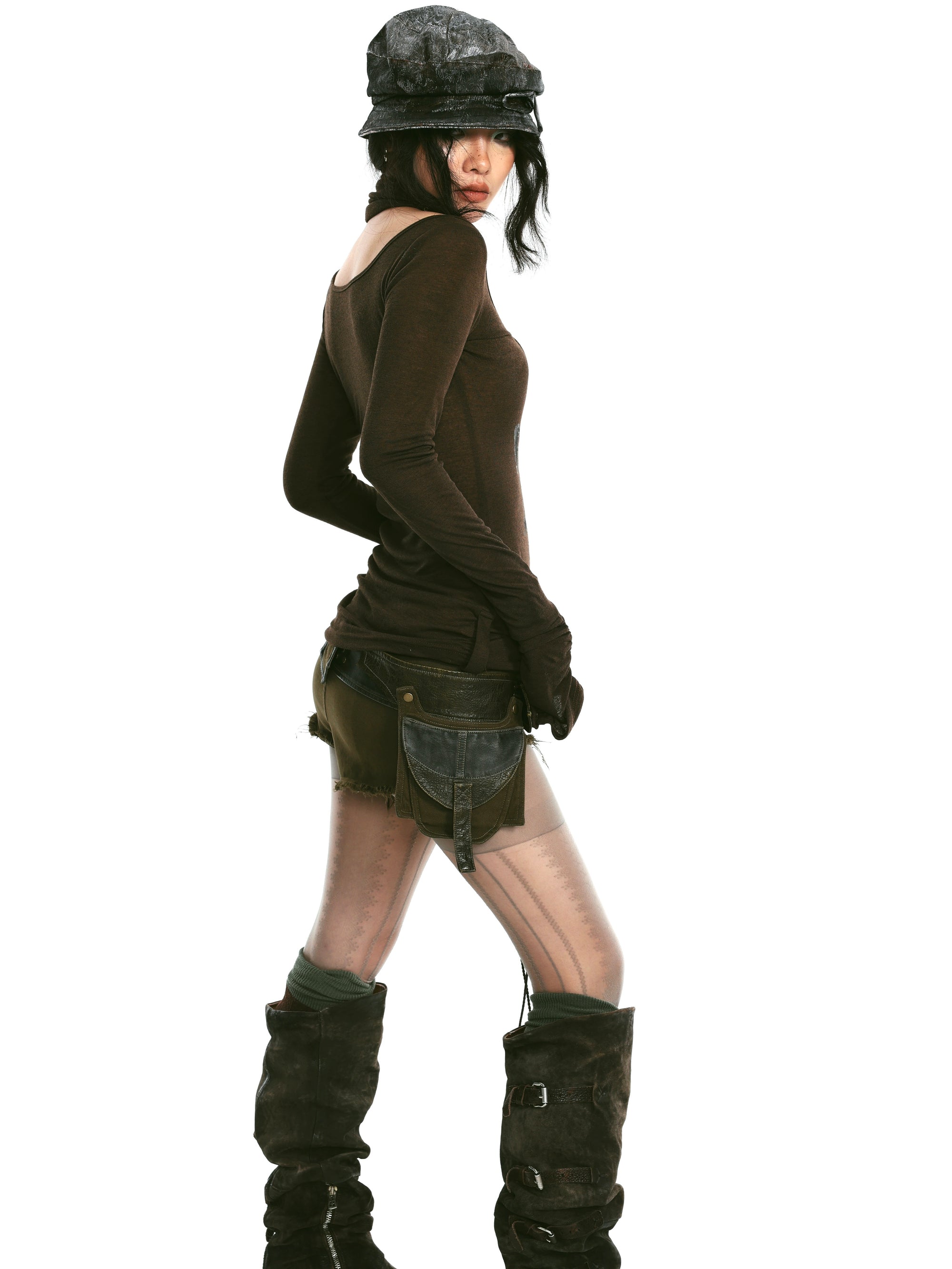 Low-Rise Raw Edge Hot Shorts