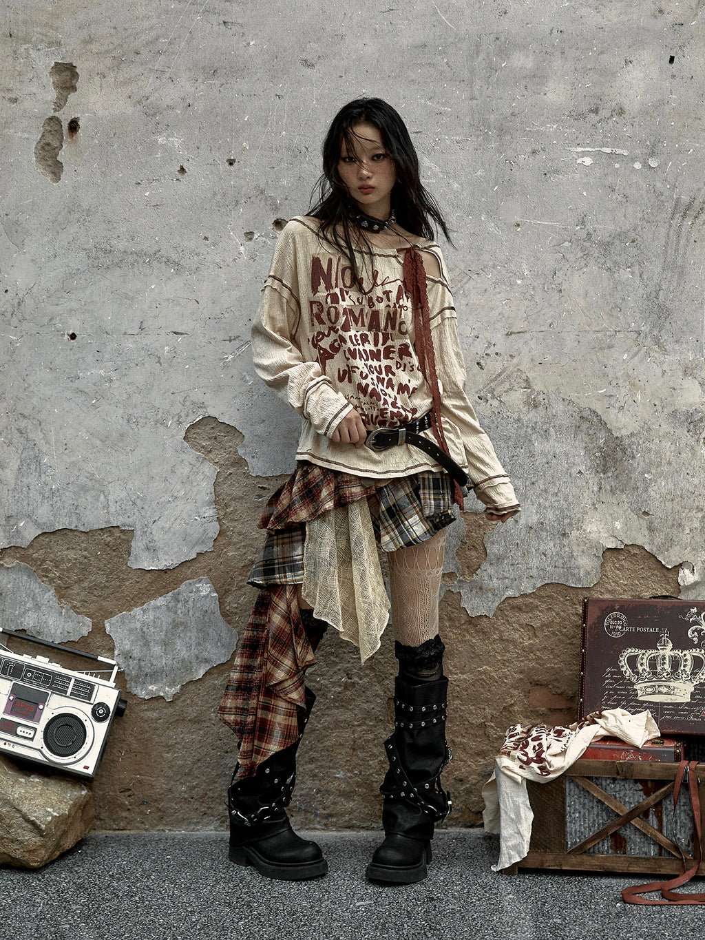 Distressed Tie-Dye Lace Print Oversized Tee