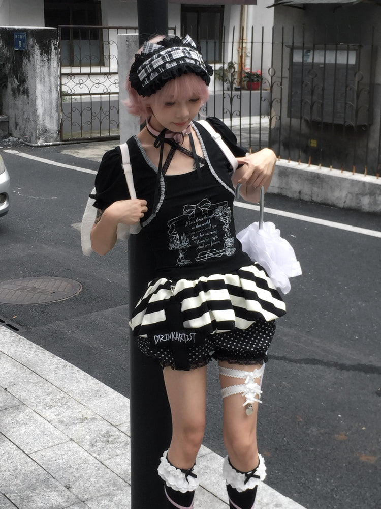Lace-Up Floral Print Puff Sleeve Tee