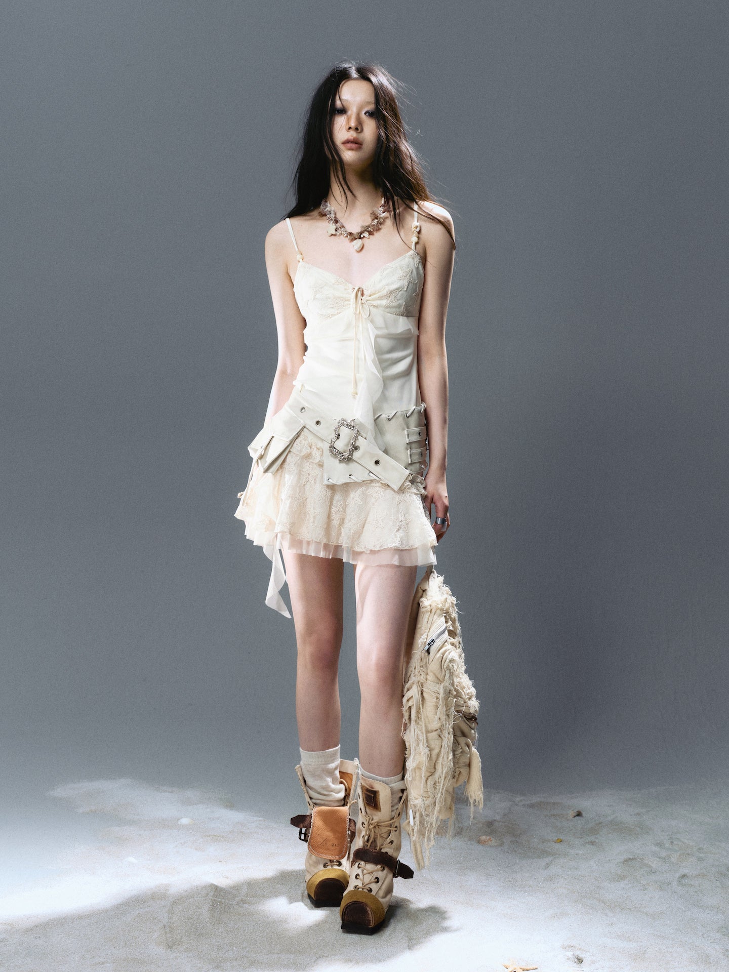 Pleated strap belt patchwork suspender skirt