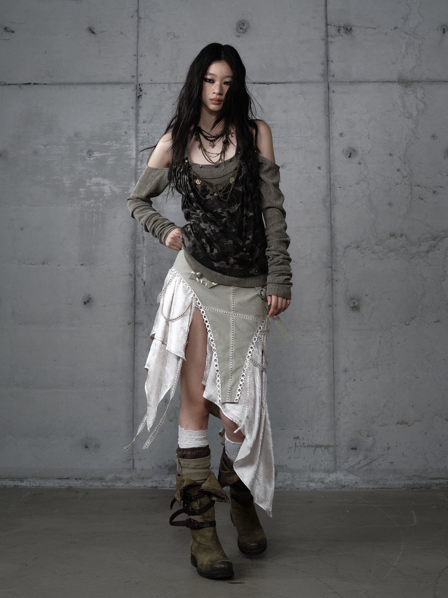 Patchwork False Two-Layer Knit Cold Shoulder Top