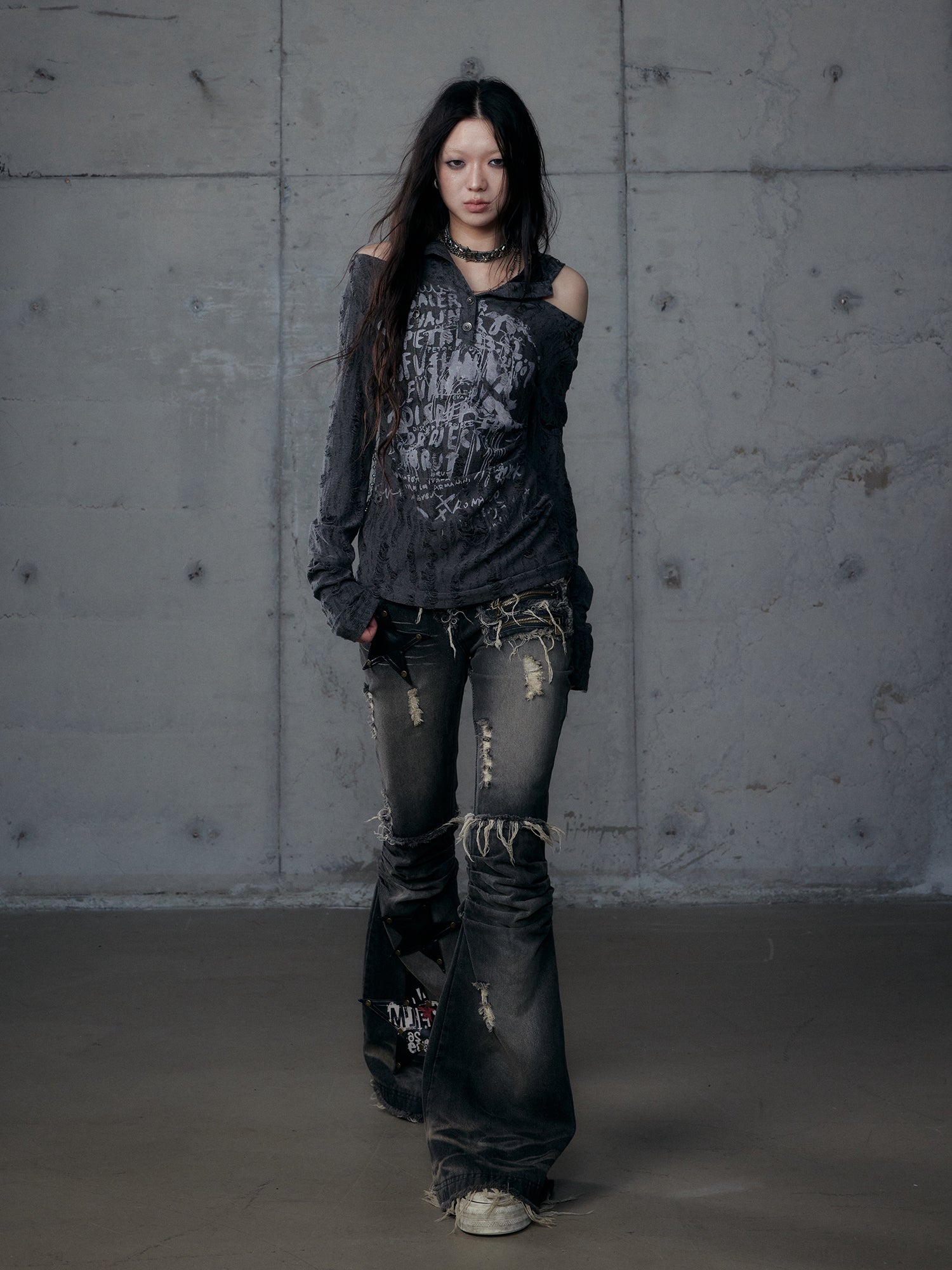 Star Flare Washed Denim Pants