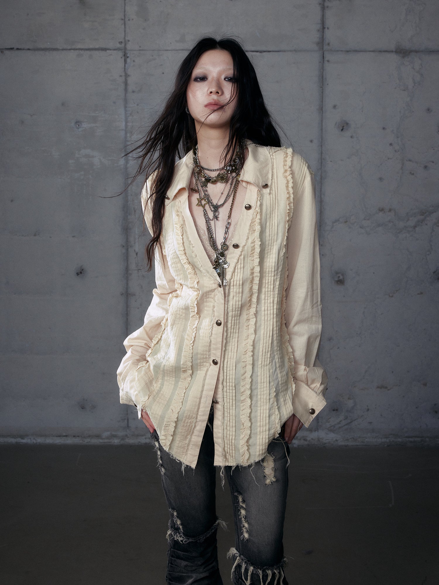 Lace V-Neck Puff Short/Long Sleeve Shirt