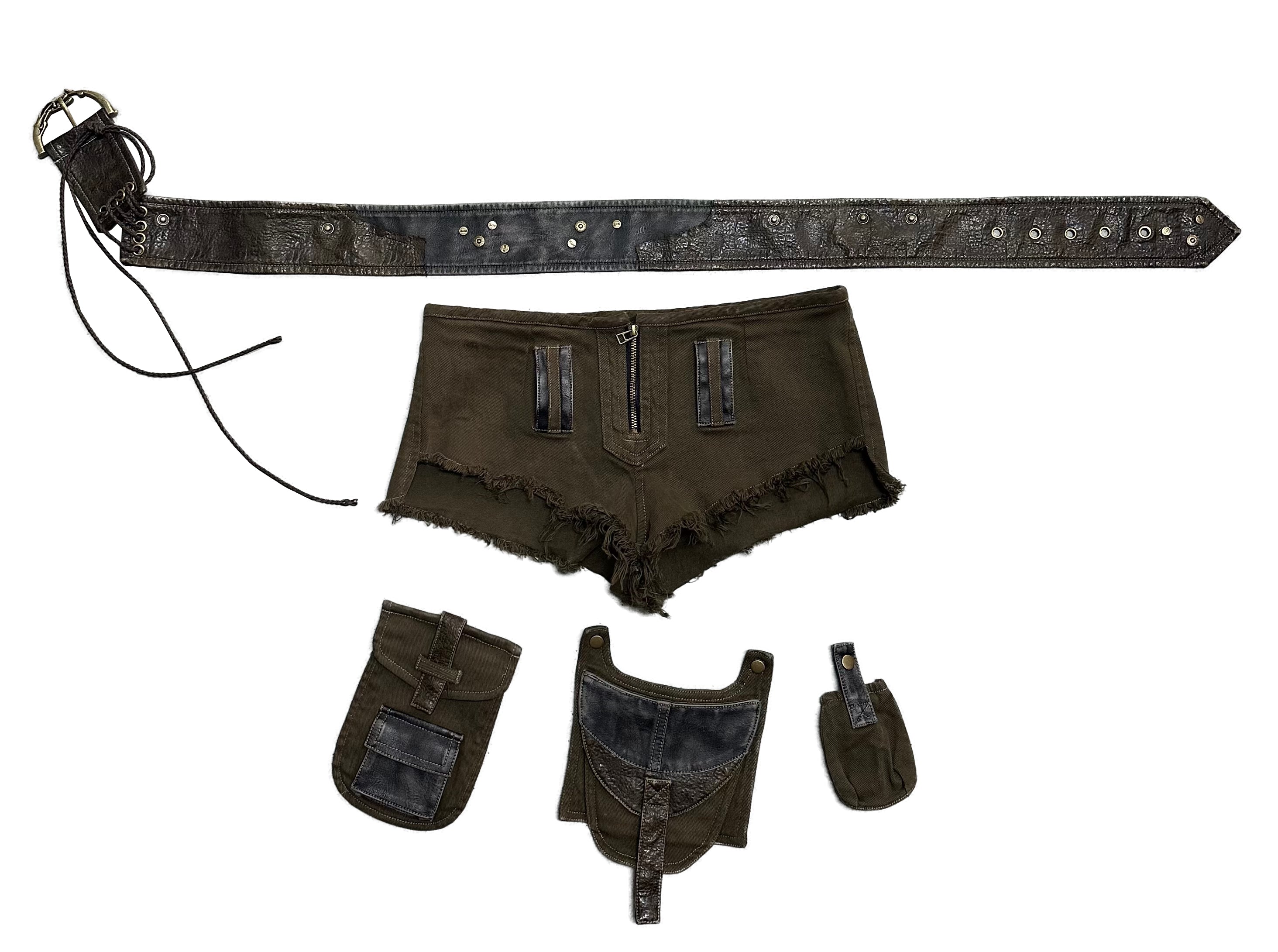 Low-Rise Raw Edge Hot Shorts