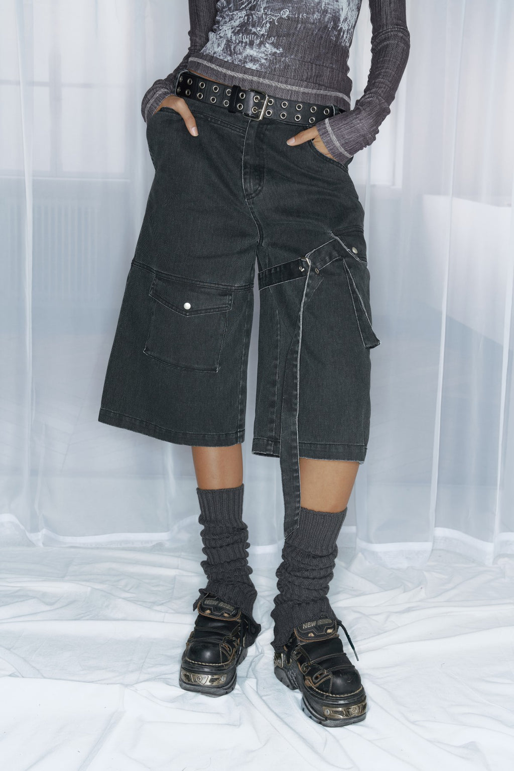 Loose fit-a-pack cargo pants