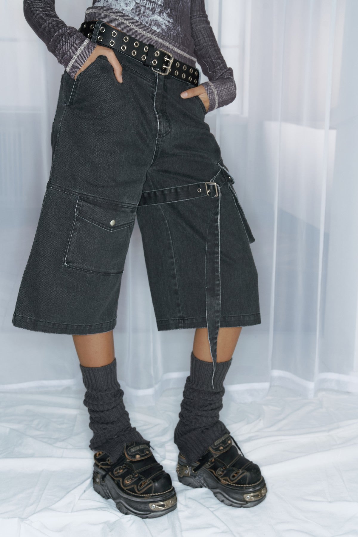 Loose fit-a-pack cargo pants
