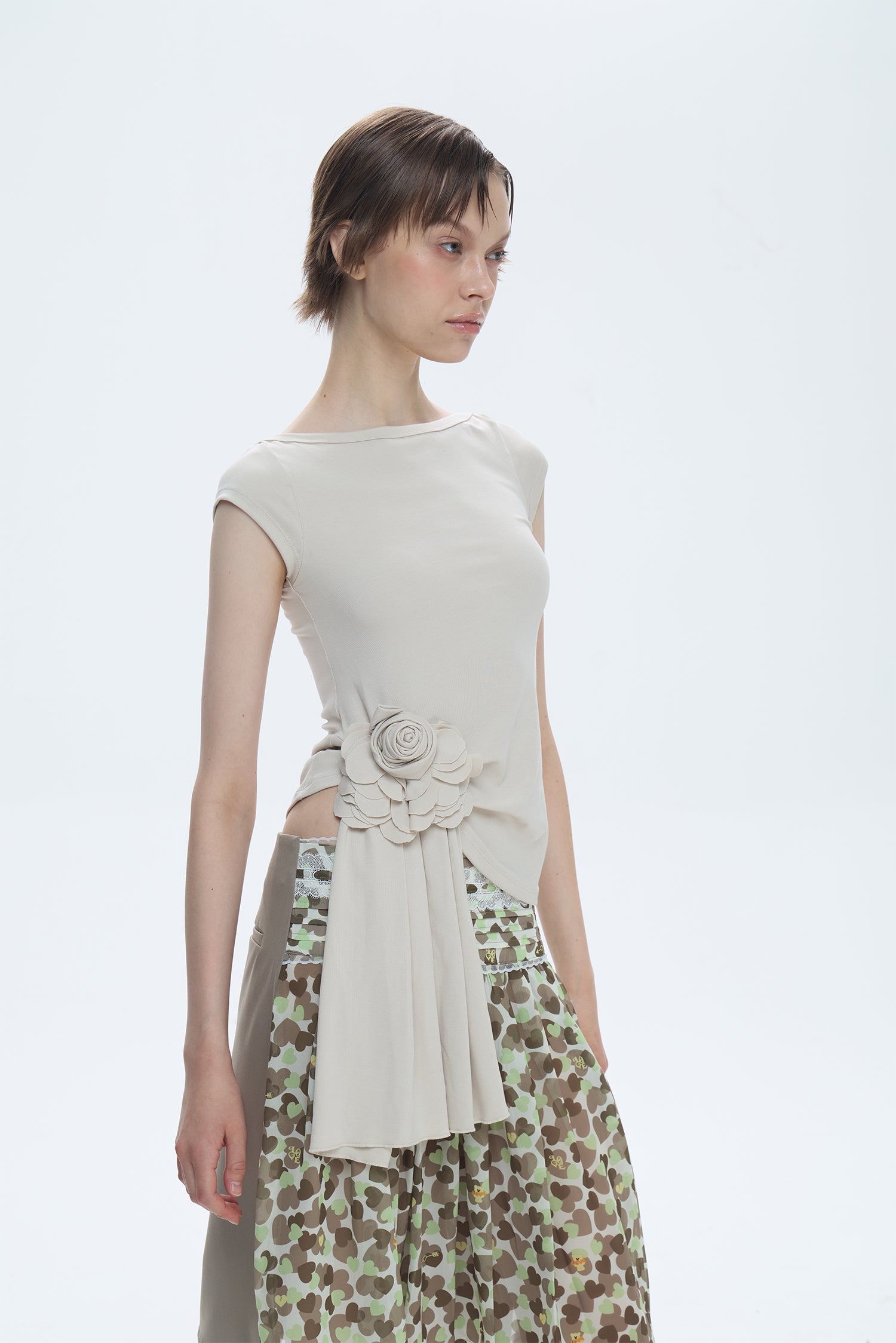 Asymmetric Floral Print T-Shirt